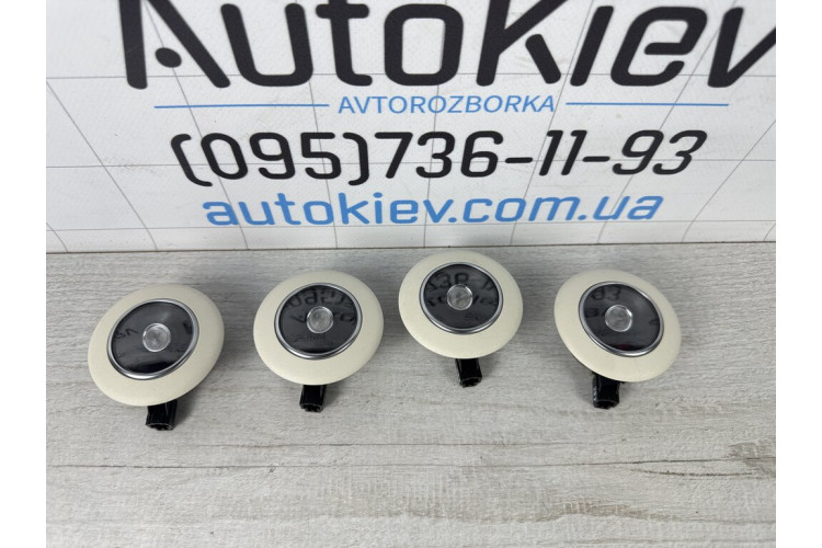 Плафон освещения задних мест Audi A8 D4 2010-2017 4H4947303 Плафон освещения задних мест Audi A8 D4 2010-2017 4H4947303