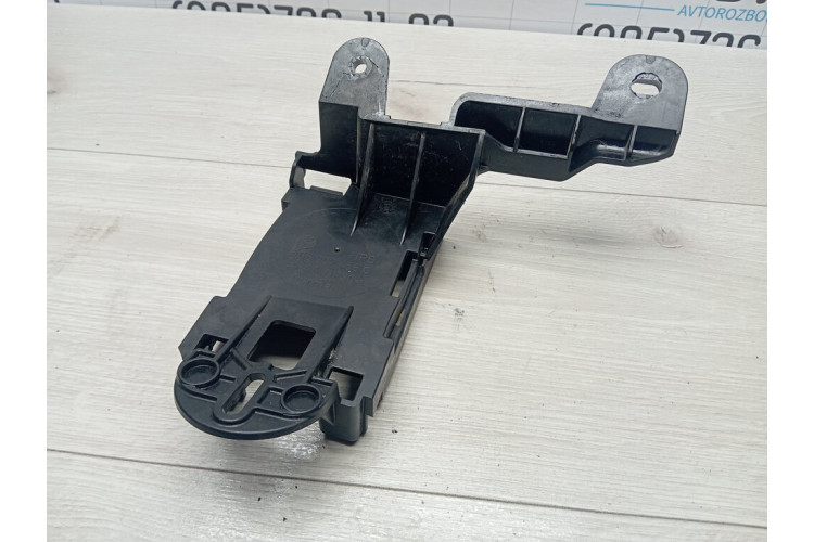 Крепление радар VW Golf VII 2012-2020 5G6907456C
