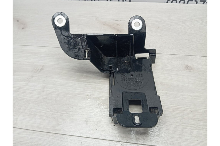 Кріплення радара ліва VW Golf VII 2012-2020 5G6907455B