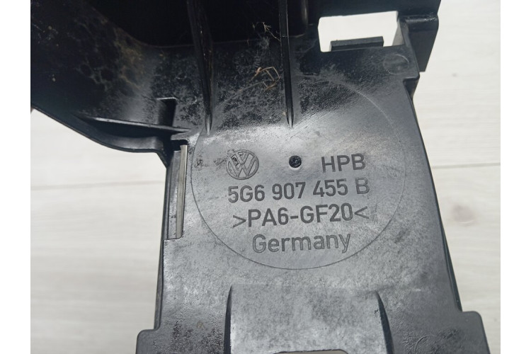 Кріплення радара ліва VW Golf VII 2012-2020 5G6907455B