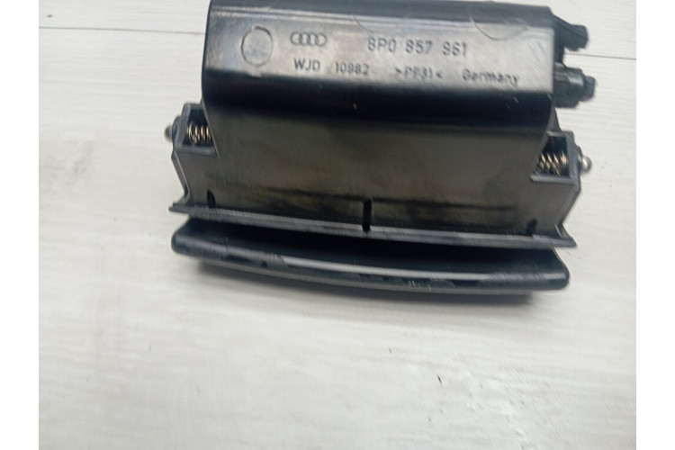 Пепельница задняя задняя Audi A3 8P1 2003-2013 8P0857961