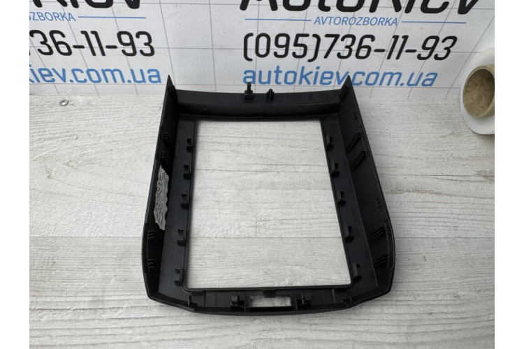 Накладка підлокітника консолі Audi A8 [4H] 2010-2017 4H0864357b