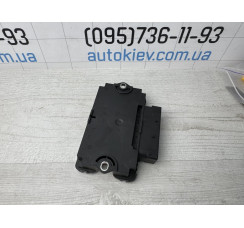 Блок управління гальмом стоянки Vw Touareg 7p 10-18 Cayenne 10-18