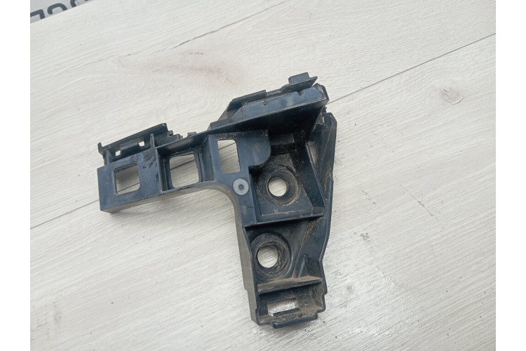 Кронштейн кріплення заднього ліхтаря лівий VW Golf VII 2012-2020 5G6807393A Кронштейн кріплення заднього ліхтаря лівий VW Golf VII 2012-2020 5G6807393A