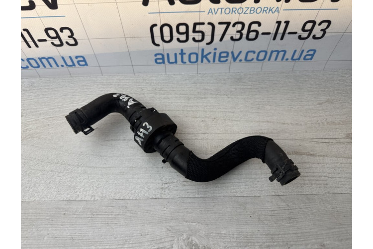 Патрубок системы охлаждения VW Passat B7 5c0122096a Патрубок системы охлаждения VW Passat B7 5c0122096a