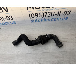 Патрубок системы охлаждения VW Passat B7