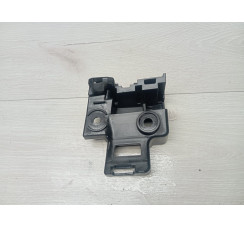 Кронштейн кріплення заднього бампера лівий VW Golf VI 2009-2013