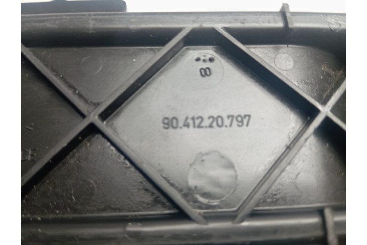 Кришка салонного фільтра Mercedes-Benz W210 E-Klasse 1995-2000 9041220797