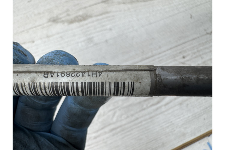 Шланг обратной магистрали гидроусилителя руля Audi A8 D4 2010-2017 W12 4H1422891AB