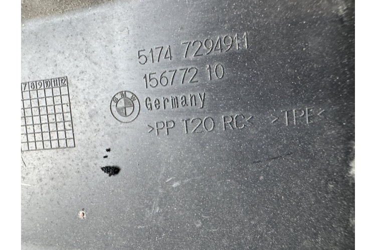 Повітропровід (дефлектор радіатора нижній) BMW 3 f34 тріщина 51747294911