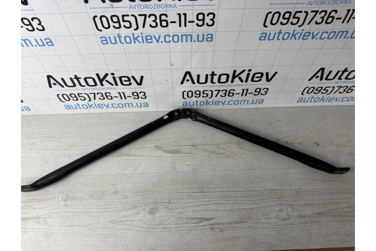 Распорка передней панели bmw 3 (f30/f31) 2012-2019 7245789