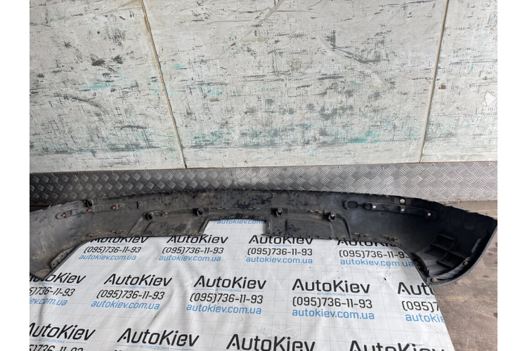 Спойлер спідниця заднього бампера VW Touraeg 7L 7l6807521d