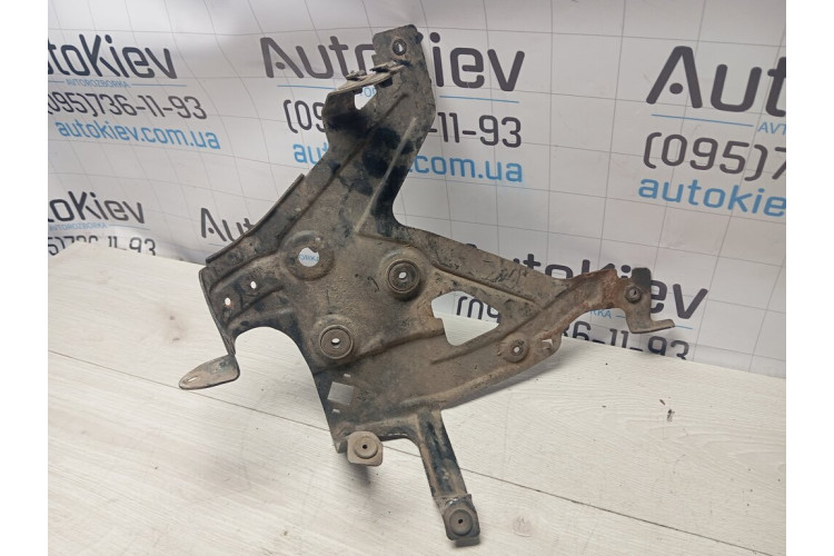 Кріплення кронштейна Webasto Audi A8 D4 2010-2017 4h0265335b