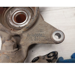 Кулак поворотный передний левый Chery Tiggo 8