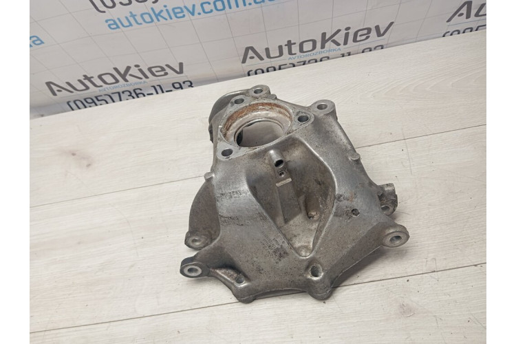 Поворотний кулак правий задній Volvo XC40 2017- 32221150 Поворотний кулак правий задній Volvo XC40 2017- 32221150