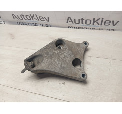 Кронштейн двигателя левый BMW F34