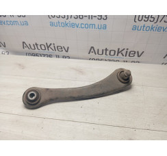 Рычаг задний поперечный нижний короткий L Chery Tiggo 8