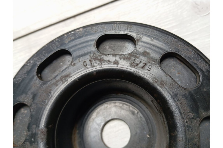 Шків колінвала демпферний 6 струмків VW Golf 1.4TSI 04C105243D