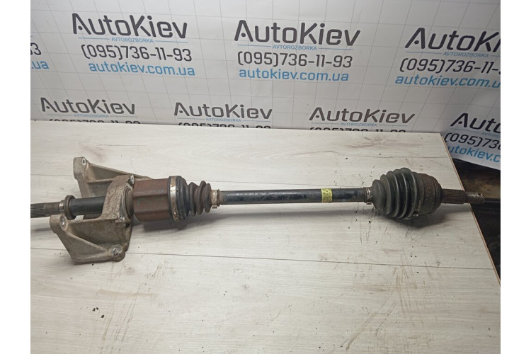 Привід піввісь передня права Nissan Leaf 2013-2015 391003NF2A