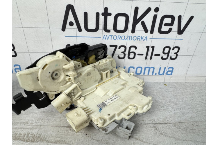 Замок дверей задньої правої Audi A8 [4H] 2010-2017 4h0839016