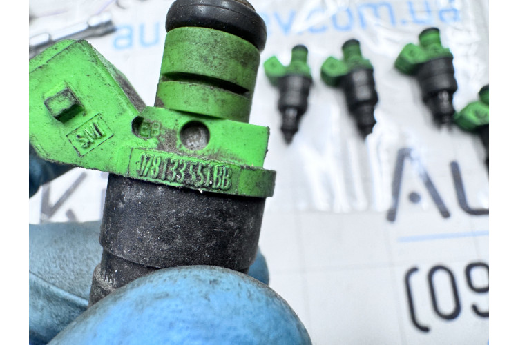 Форсунка упорскування палива Audi A4 [B6] 2000-2004 078133551BB