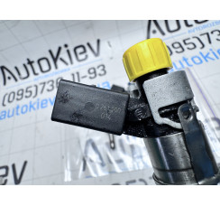 Форсунка упорскування палива Seat Toledo III 2004-2009