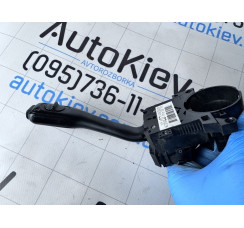 Перемикач поворотів підкермовий Seat Leon (1M1) 1999-2006