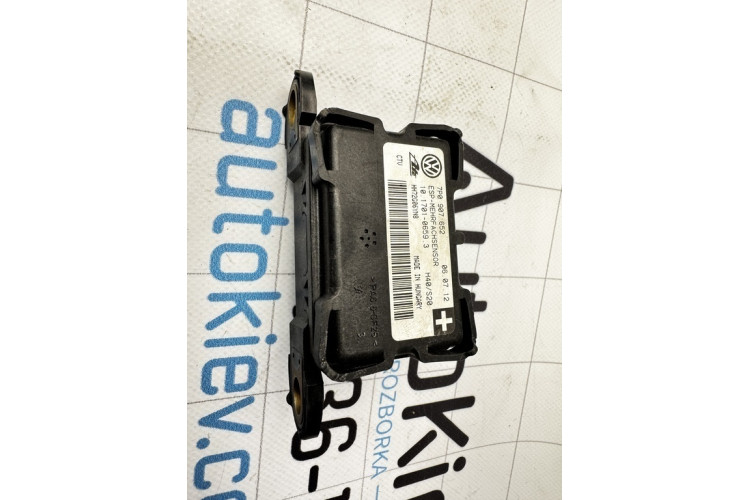 Датчик поперечного прискорення (ESP) Porsche Cayenne 2003-2010 7P0907652 Датчик поперечного прискорення (ESP) Porsche Cayenne 2003-2010 7P0907652