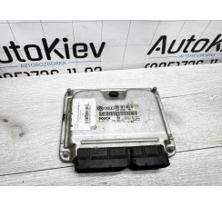 Блок керування двигуном VW Passat [B5] 2000-2005