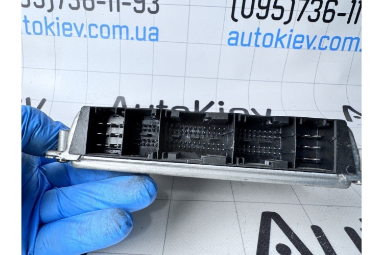 Блок керування двигуном VW Passat [B5] 2000-2005 3B0907401J