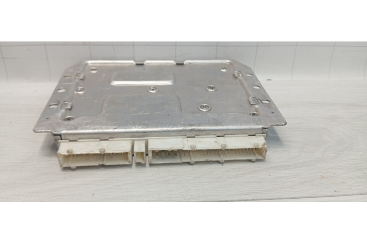 Блок управления пневмоподвеской Mercedes Benz W220 1998-2005 A2205450532