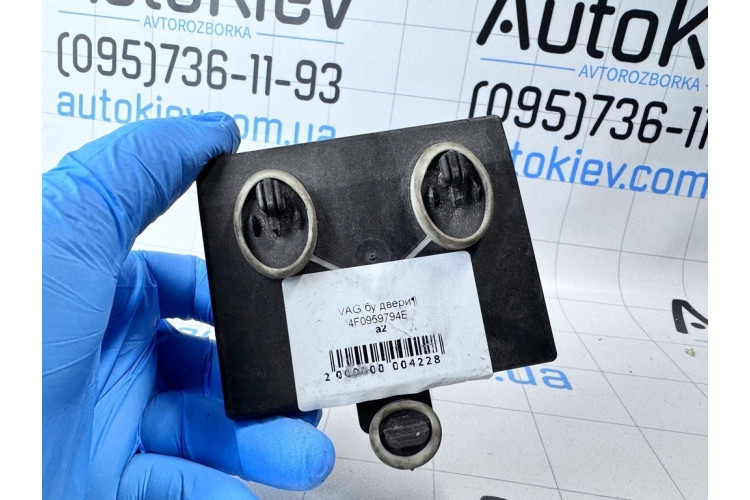 Блок комфорту дверей Audi Allroad quattro 2006-2012 4F0959794E