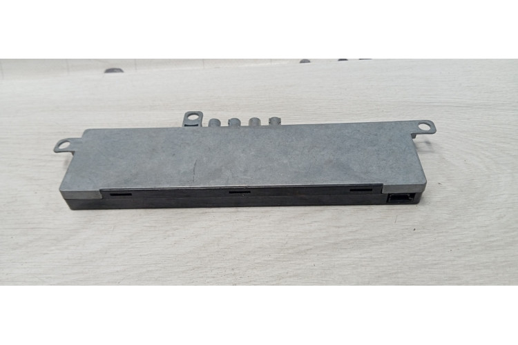 Усилитель антенны Audi Allroad quattro 2006-2012 4F9035225D Усилитель антенны Audi Allroad quattro 2006-2012 4F9035225D