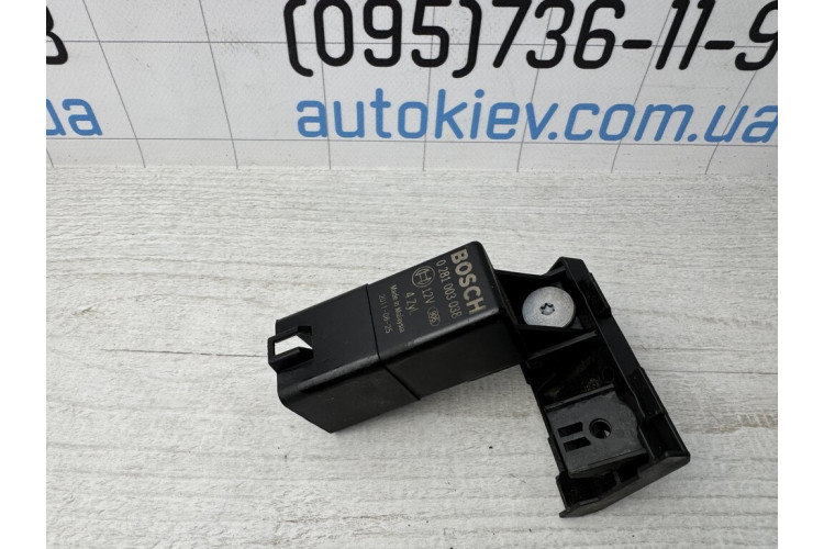 Реле свечей накала Audi A3 [8P1] 2003-2013 0281003038