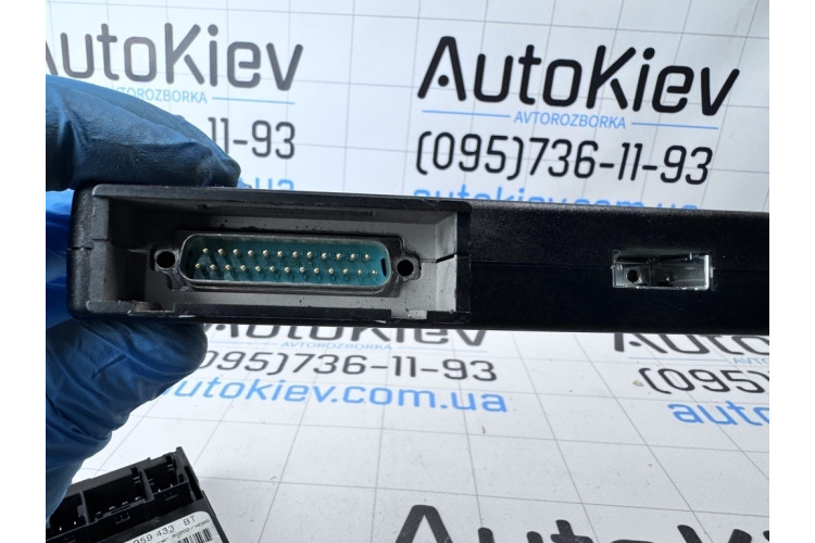 Блок управления телефоном Mercedes Benz W210 E-Klasse 2000-2002 A2208200985