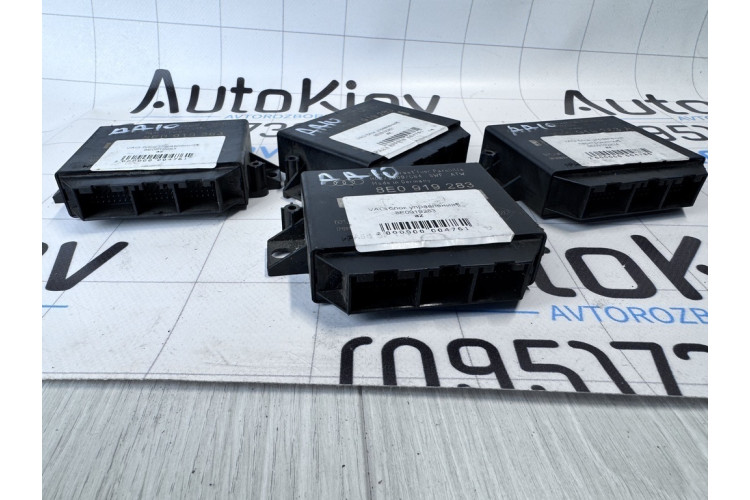 Блок управления парктроником Audi Allroad quattro 2000-2005 8E0919283