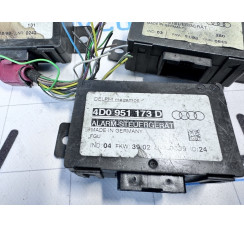Блок управління датчиком руху Audi A8 [4D] 1999-2002