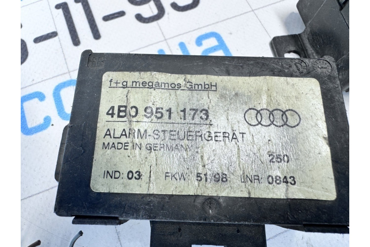 Блок управління датчиком руху Audi A3 (8L1) 1996-2003 4B0951173 Блок управління датчиком руху Audi A3 (8L1) 1996-2003 4B0951173