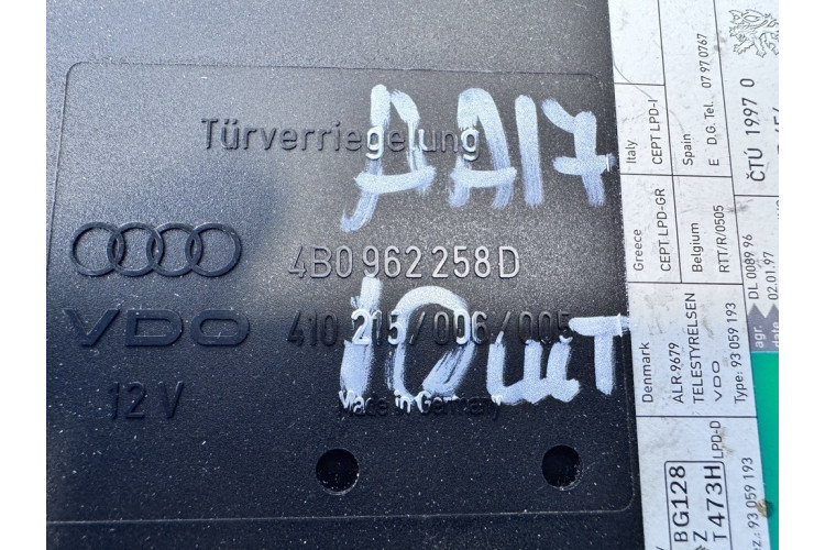 Блок комфорта Audi Allroad quattro 2000-2005 4B0962258D