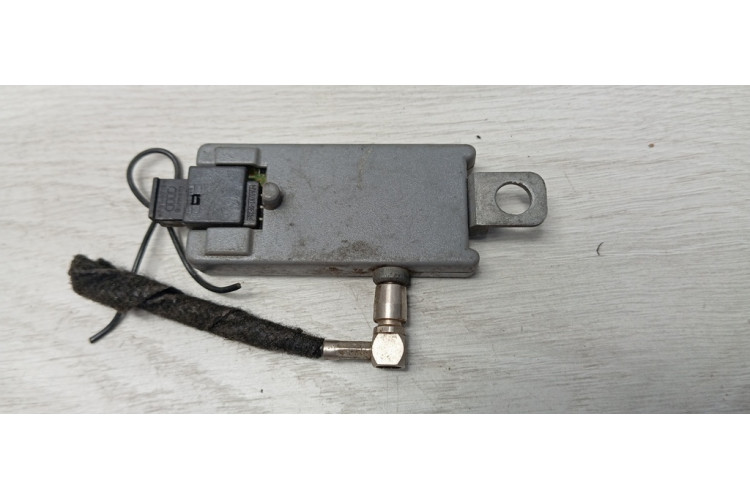 Усилитель антенны Audi A6 [C5] 1997-2004 4B5035225H