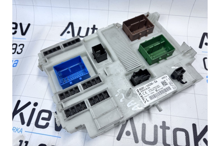 Блок запобіжників Volvo S60 2010-2018 31314116AA