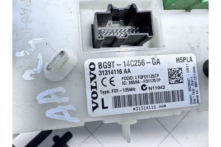 Блок запобіжників Volvo S60 2010-2018 31314116AA