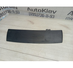 Дополнительный стоп сигнал Audi A8 [4H] 2010-2017