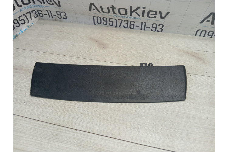 Додатковий стоп сигнал Audi A8 [4H] 2010-2017 4H0945097A