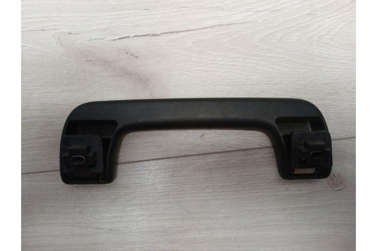 Ручка внутрішня стельова Seat Exeo 2009-2013 8E0857607 Ручка внутрішня стельова Seat Exeo 2009-2013 8E0857607