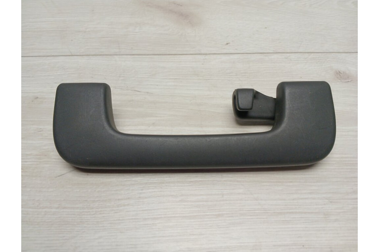 Ручка внутрішня стельова Seat Exeo 2009-2013 8E0857607 Ручка внутрішня стельова Seat Exeo 2009-2013 8E0857607