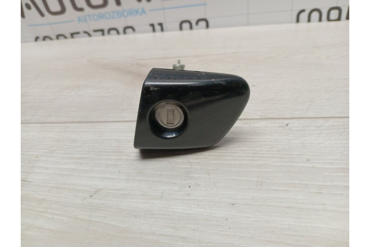 Личинка замку перед ліва Lexus ES 2012-2018 6905233360