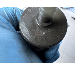 Клапан вентиляції паливного бака Audi A8 [4E] 2002-2010