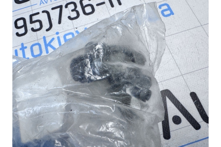 Личинка замка крышки багажника Audi A8 [4H] 2010-2017 8F0827573