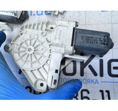 Моторчик склопідйомника Audi Allroad quattro 2012-2019